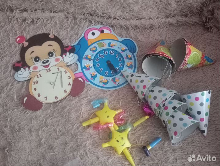 Часы и колпачки