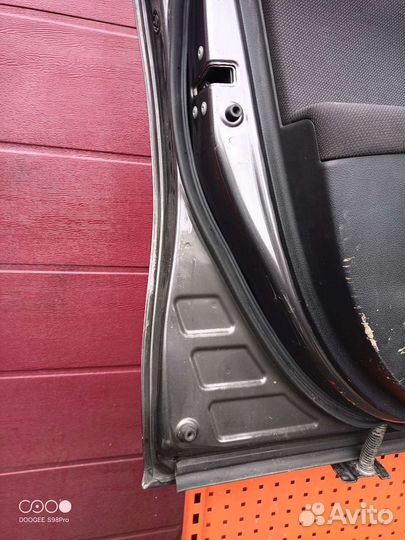 Дверь левая передняя Toyota Camry v 55