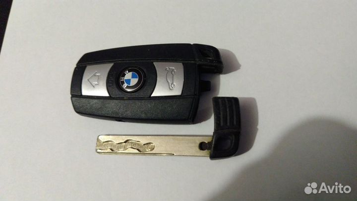 Ключ на BMW
