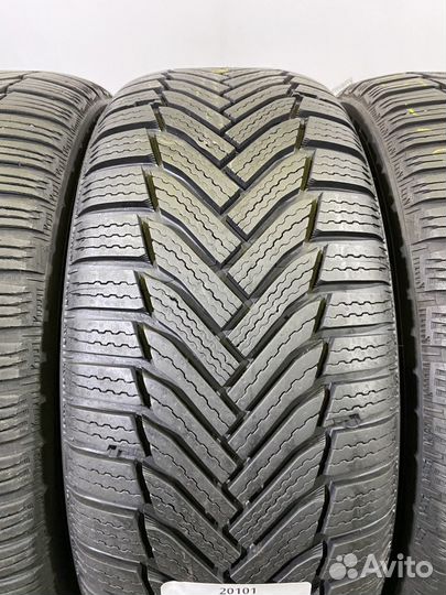 Michelin Alpin 6 215/50 R17