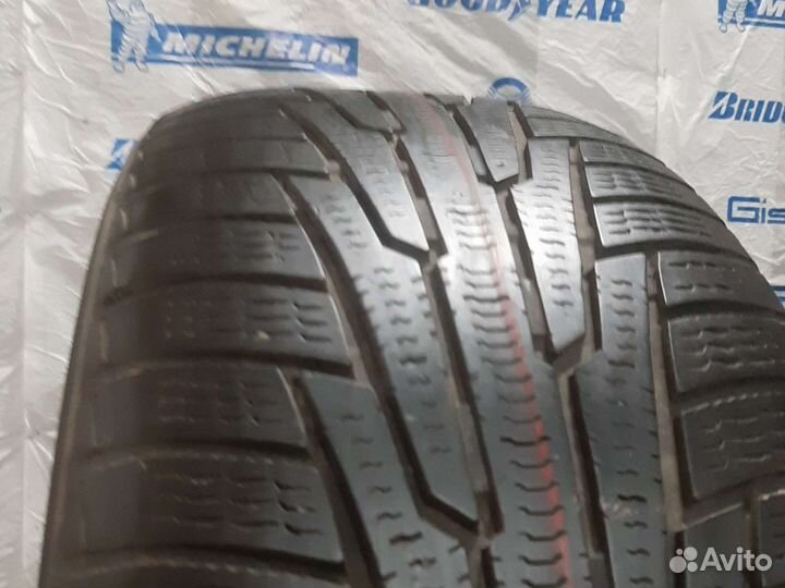 Nokian Tyres Hakkapeliitta R2 235/55 R17