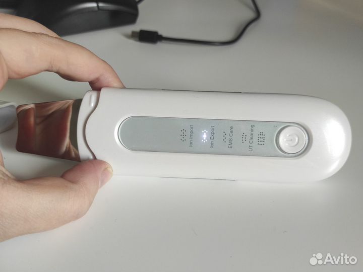 Аппарат для ультразвуковой чистки лица