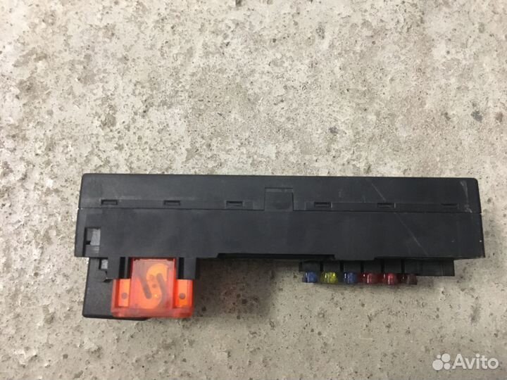 Блок предохранителей Mercedes W210 (3950)