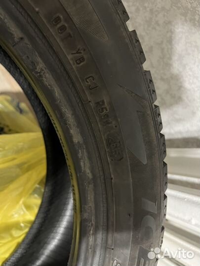 Pirelli Ice Zero 225/45 R17 94T