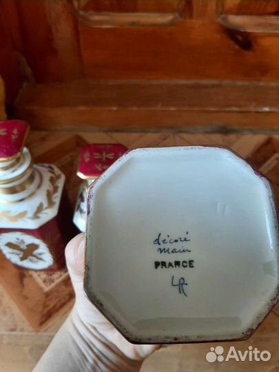 Антикварный набор (флаконы) для парфюма