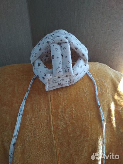 Продается противоударная детская шапка