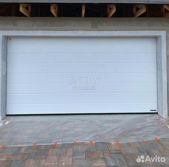 Ворота гаражные секционные