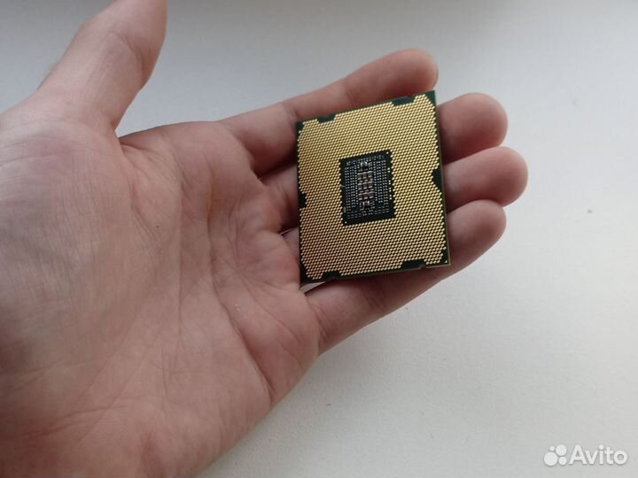 Intel Xeon e5 2689