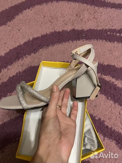 Туфли женские 39 размер