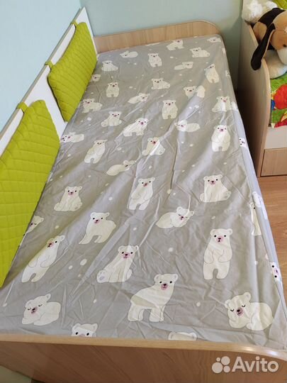 Наматрасник непромокаемый размер 90 на 200