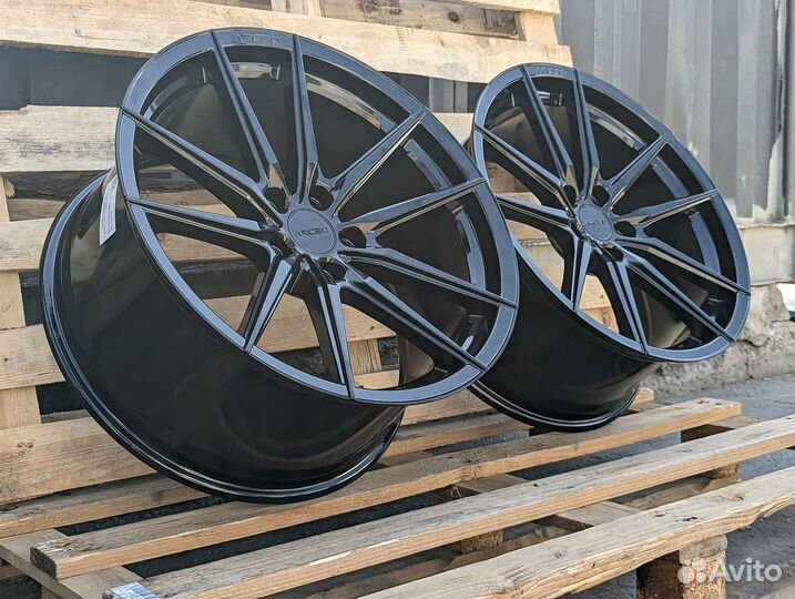 Диски оригинал Arceo R19 на Kia Stinger Mustang GS