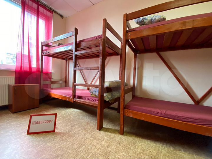 Комната 26 м² в > 9-к., 5/5 эт.