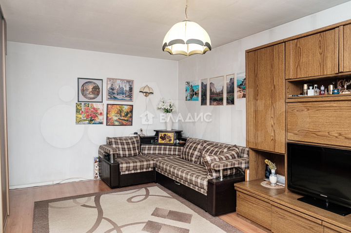 2-к. квартира, 42 м², 4/4 эт.