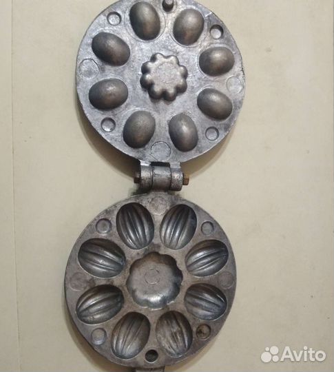 Форма для выпечки орешков