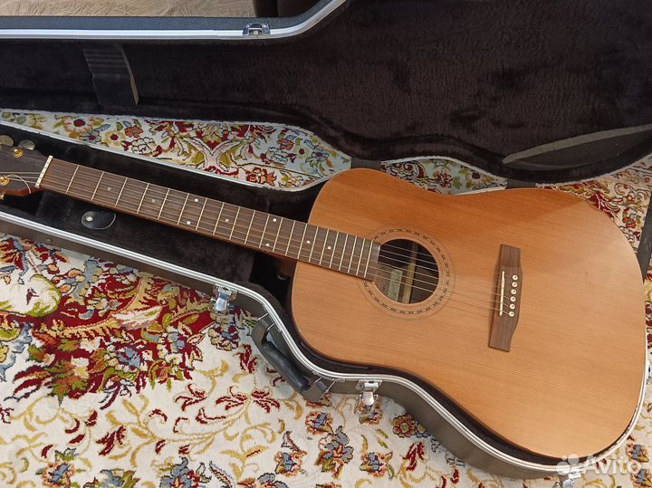 Классическая гитара с подключением