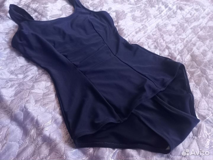 Слитный купальник