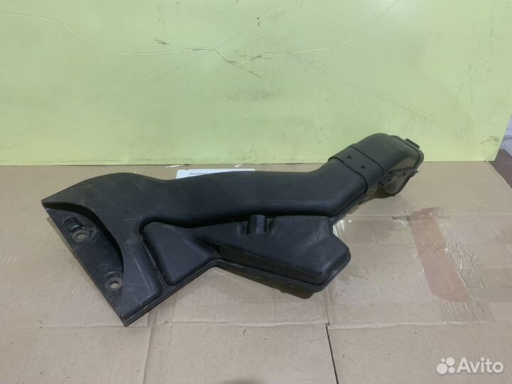 Воздухозаборник Mitsubishi Lancer 10