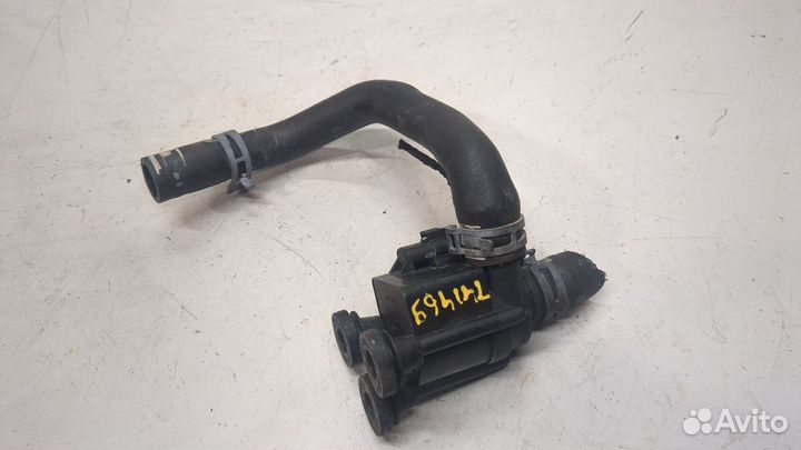 Насос водяной Audi A4 (B9) 2019, 2022