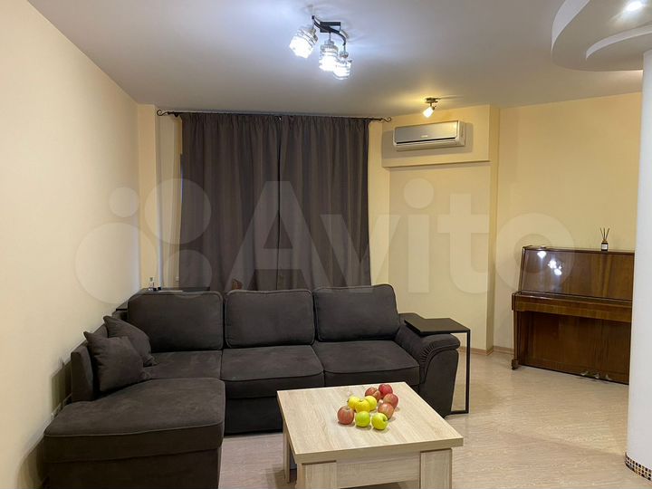 2-к. квартира, 63,8 м², 5/15 эт.