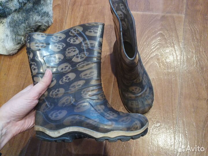 Резиновые сапоги