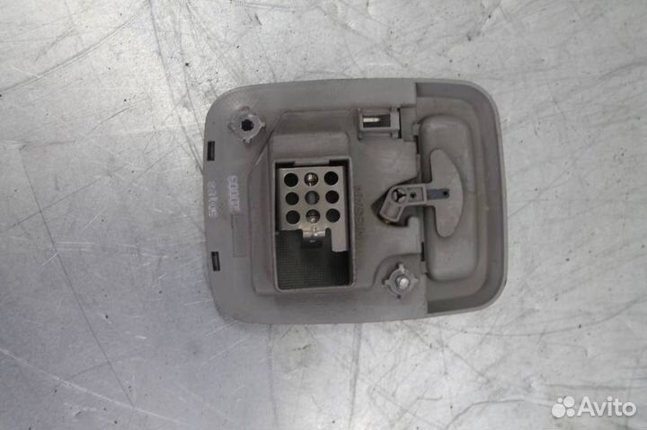 Плафон салонный Nissan Pathfinder R51