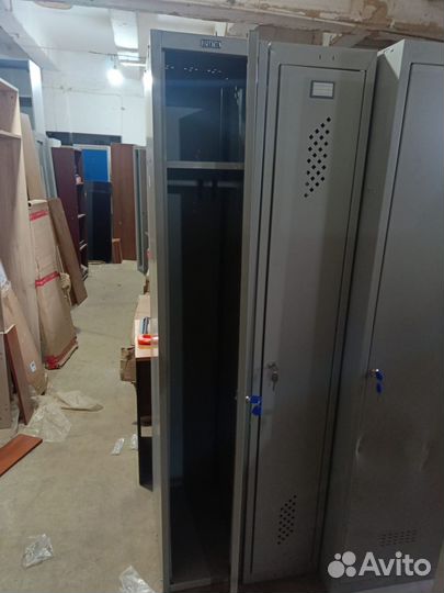 Шкаф металлический раздевалка