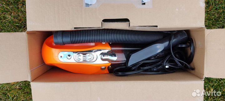 Автомобильный пылесос starwind