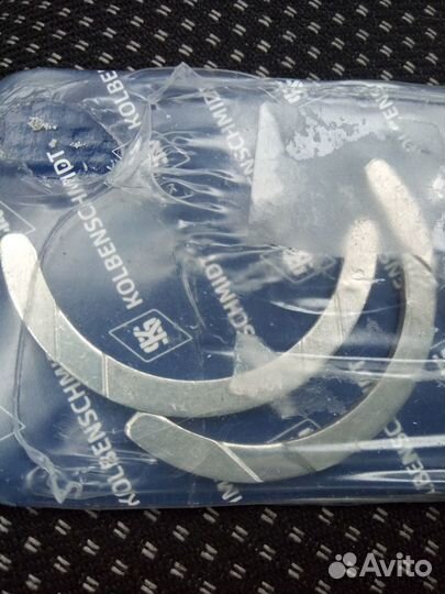 Полукольцо упорное коленвала