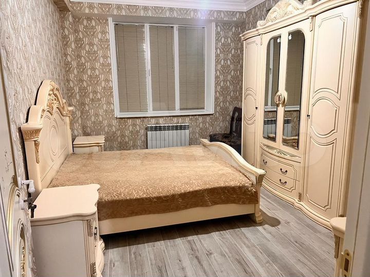 2-к. квартира, 85 м², 5/10 эт.