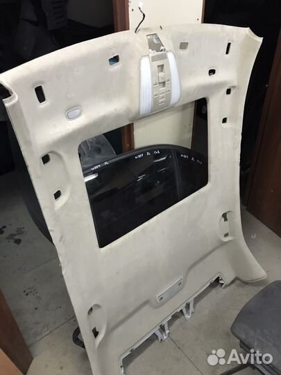 Mercedes benz W212 Обшивка потолка под люк