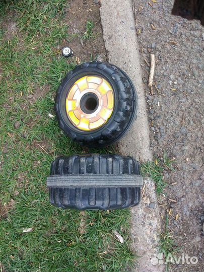 Колеса для детского электромобиля