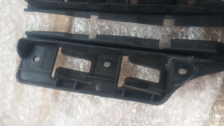 Volkswagen Jetta 5 2005-2011 крепления пер бампера