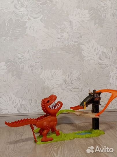 Трек для машинок