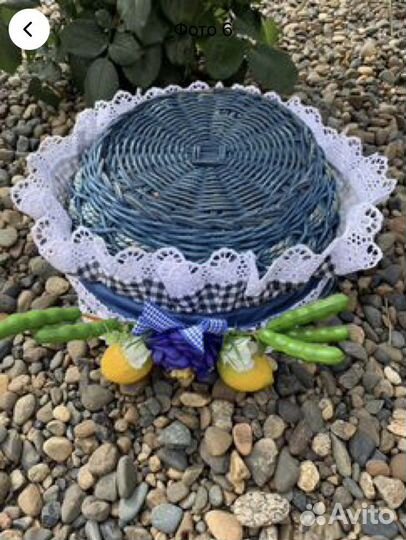 Декор для дома- метла и корзинка