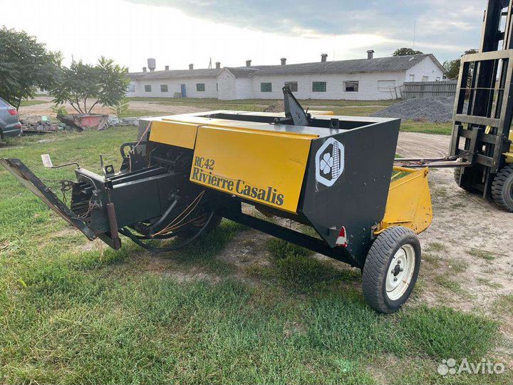 Пресс-подборщик Rivierre Casalis RC 42, 1997