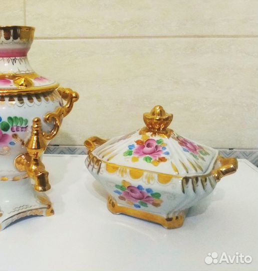 Гжель с позолотой сахарница СССР