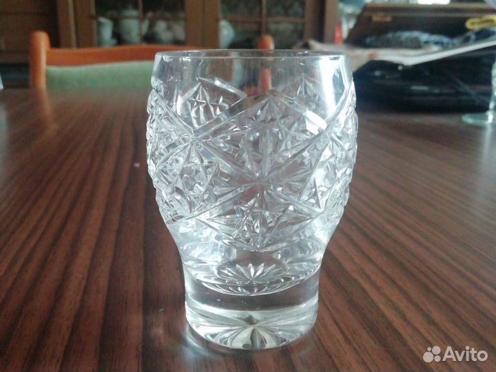 Хрустальная рюмка