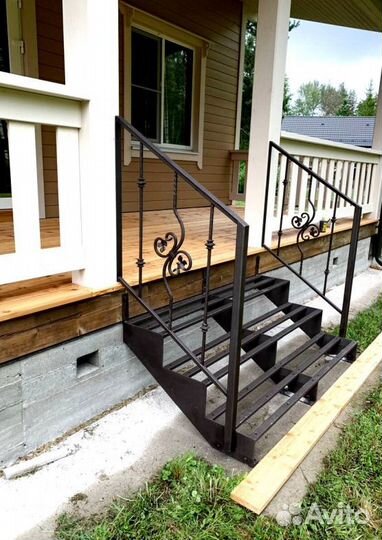 Лестницы винтовые под ключ