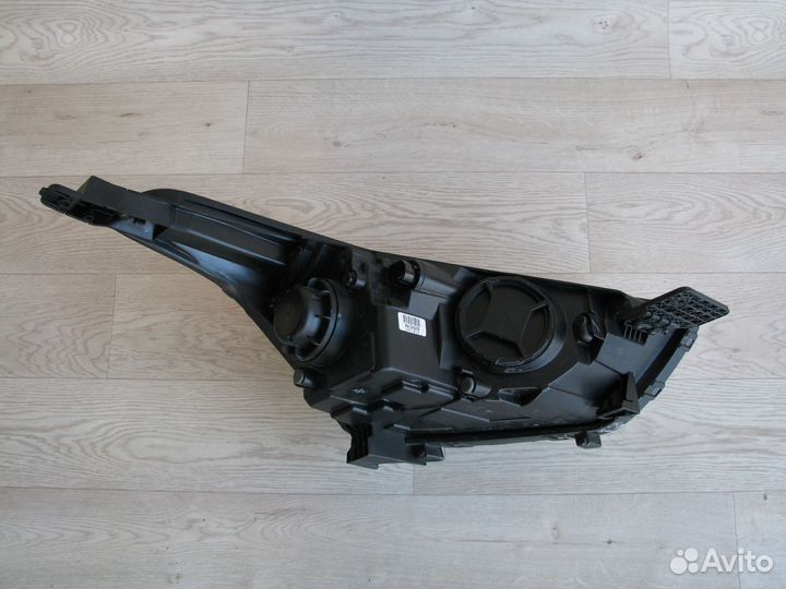 Hyundai Creta 1 Фара передняя левая 2016-2021