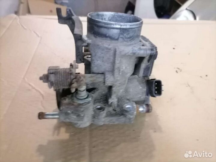 Дросельная заслонка ниссан примьера P10 GA16