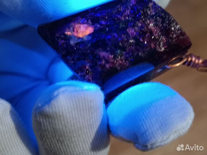 Кулон подвеска Эвдиалит камень