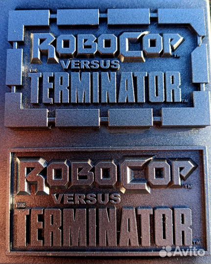 Магнит - Robocop vs Terminator