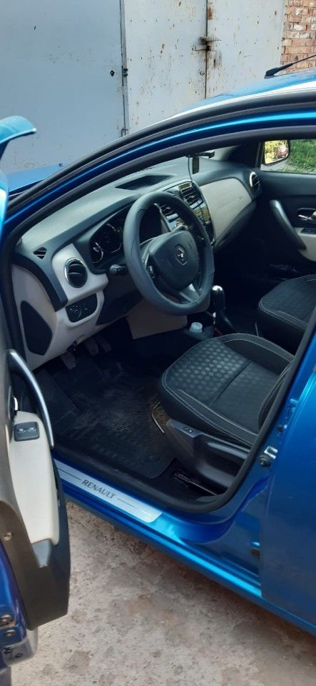 Renault Logan: фото владельца
