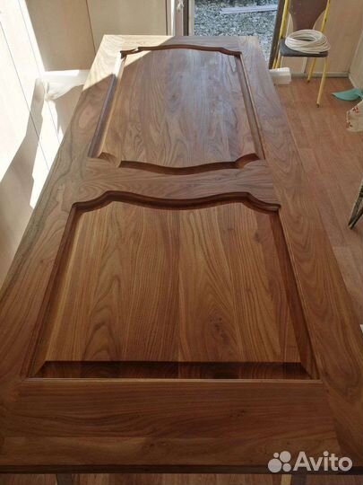 Двери из массива