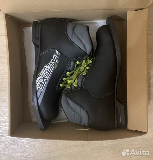 Лыжные ботинки Larsen