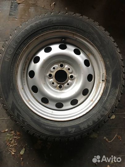 Продам зимние колёса R 14