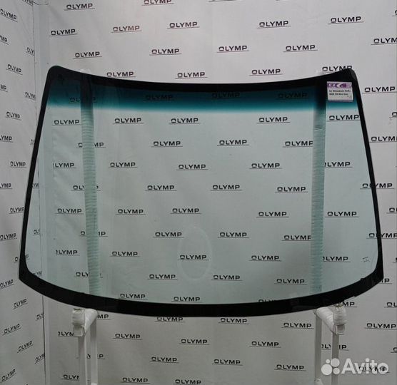Стекло лобовое переднее Mitsubishi Rvr N11W