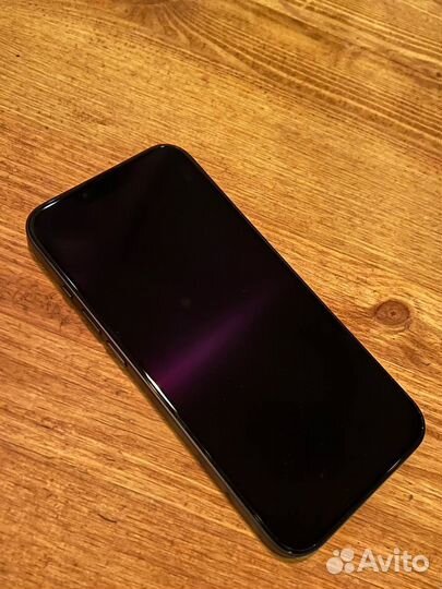Продаю iPhone 13