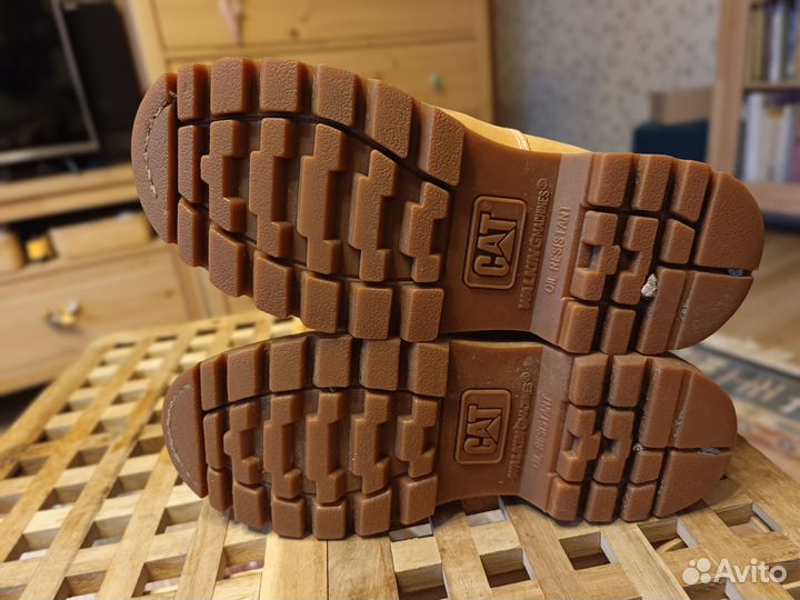 Ботинки женские зимние 39 caterpillar