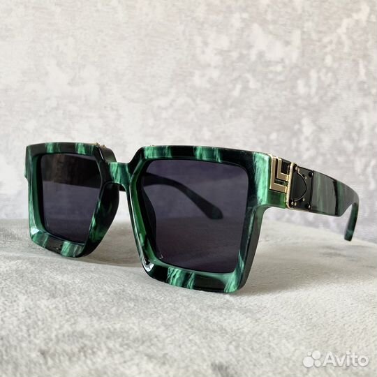 Солнцезащитные очки